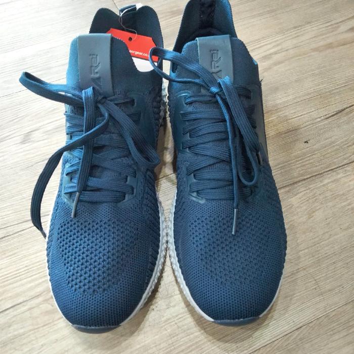 SEPATU PRIA AREI GRAVITY RUN