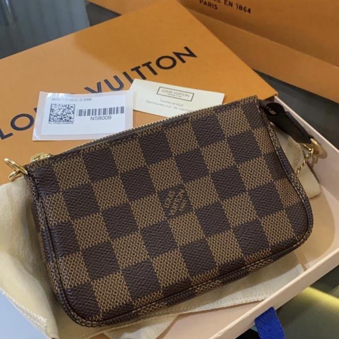 lv mini pochette damier authentik
