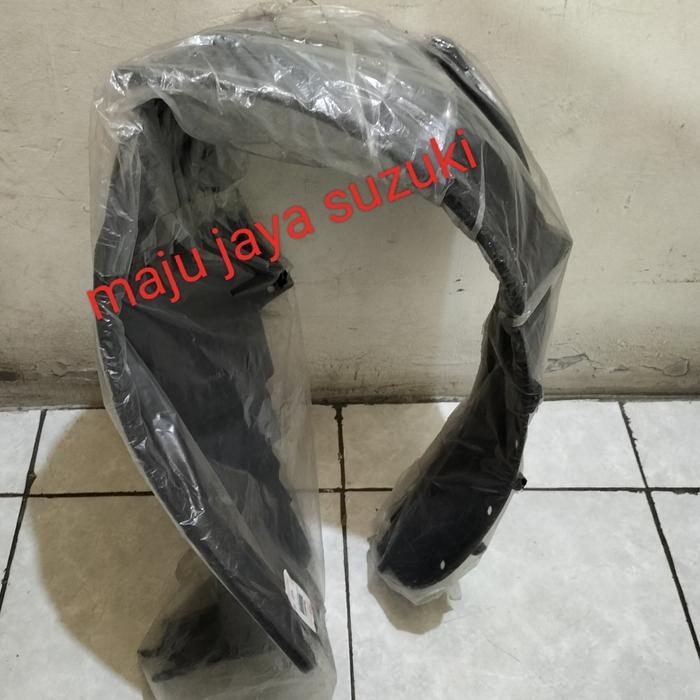 Liner Fender Ertiga Dreza