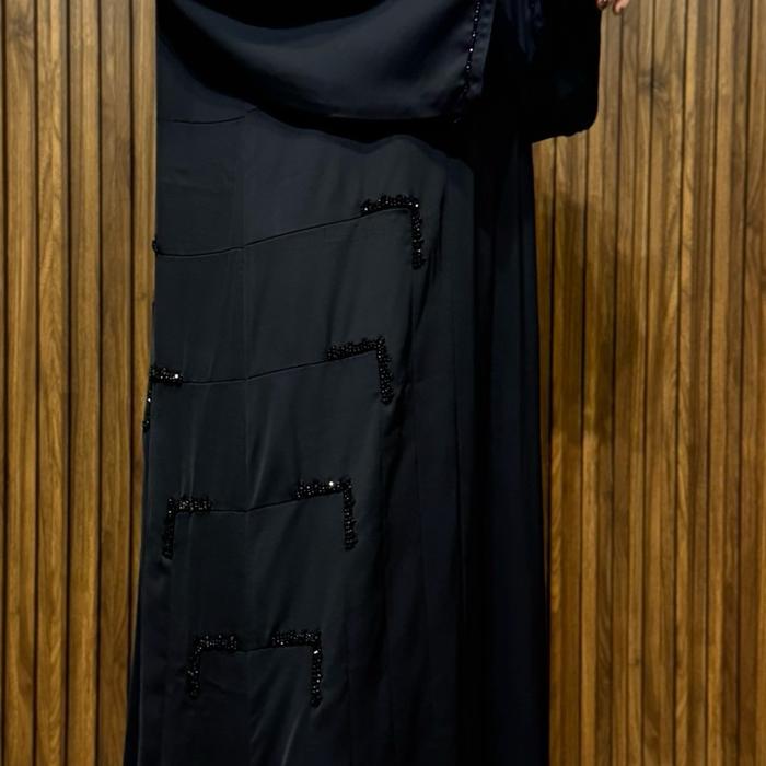 Abaya Ghaniya Nidaa Hitam