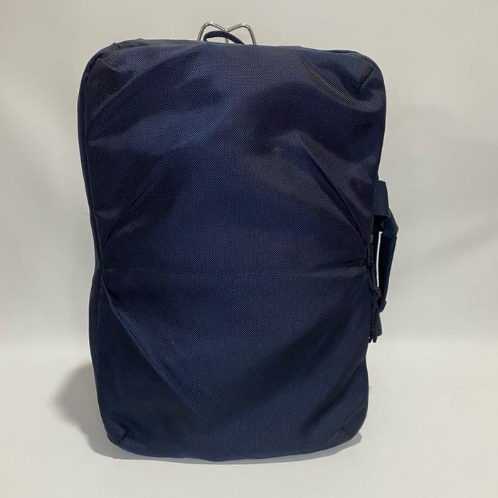 Uniqlo travel backpack, tas ransel