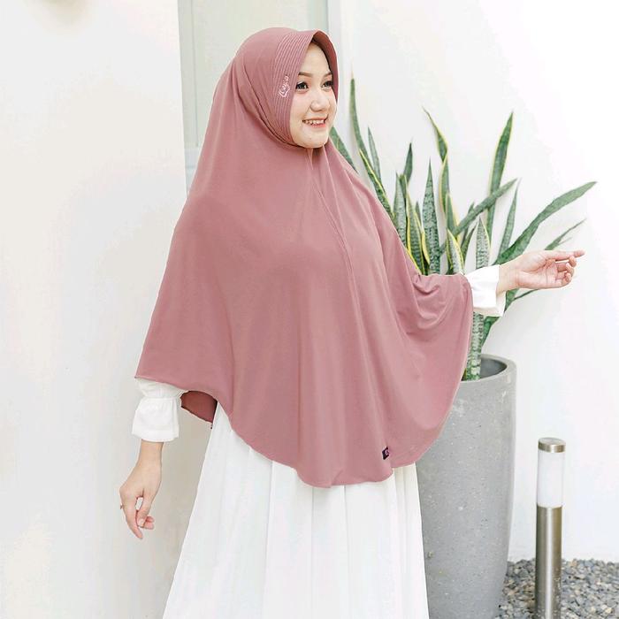 Bergo Kanaya Jumbo Qeysa Hijab Official - Hijab Wanita