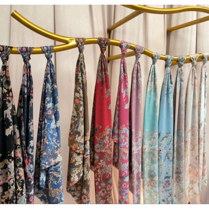 buttonscarves royal series original