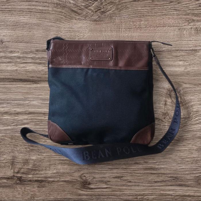 Tas Selempang Beanpole Navy Sling Crossbody