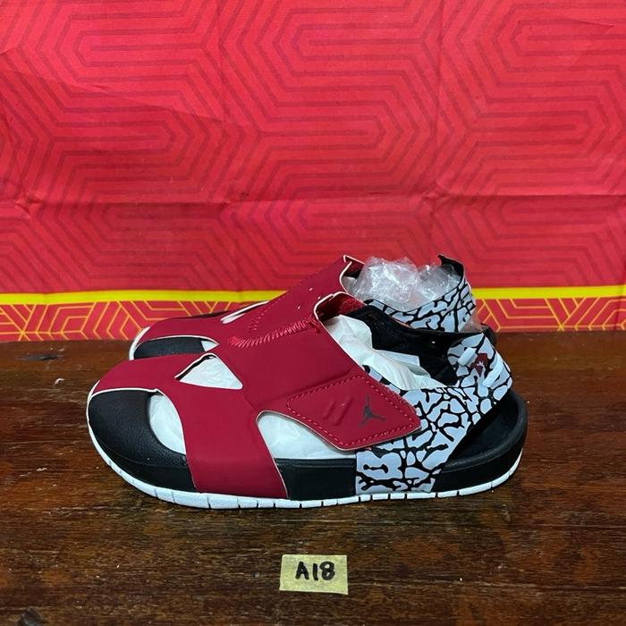Sepatu sandal second ori nike aj flare size 29.5