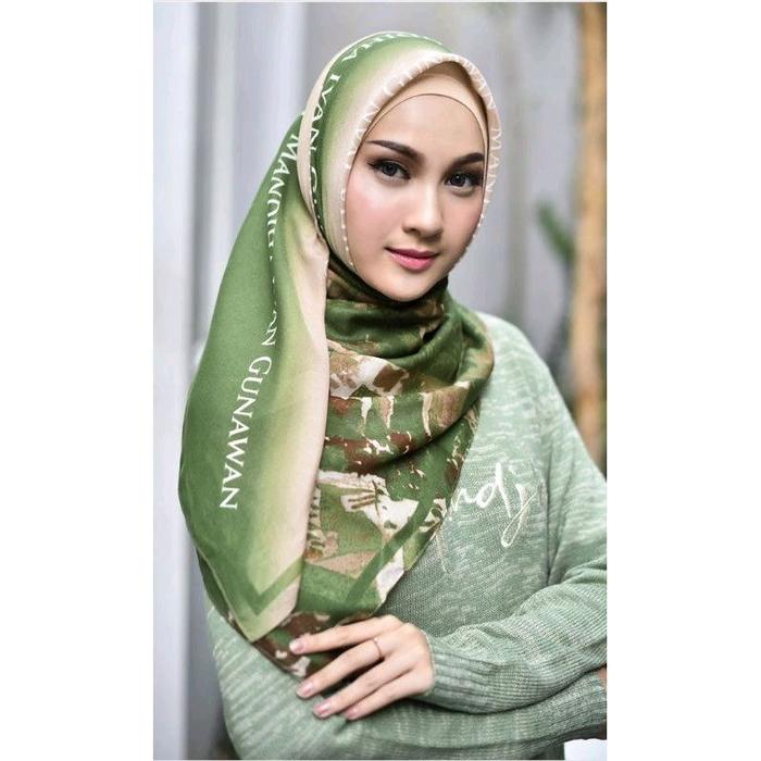 Milan Green  Mandjha scraf bahan voal Premium by ivan gunawan