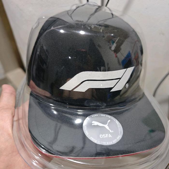 topi original puma F1 formula one