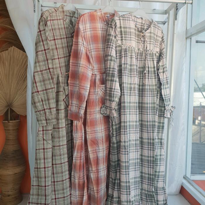 gamis salvina motif kotak-kotak