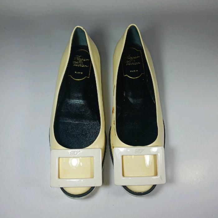 Roger Vivier Paris original leather italian loafers 35 size woman shoes