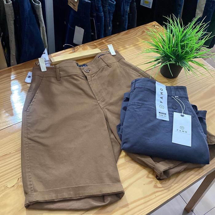 Celana Pendek Chinos Famo Original Pria - 100% Asli dan Berkualitas - Shorts