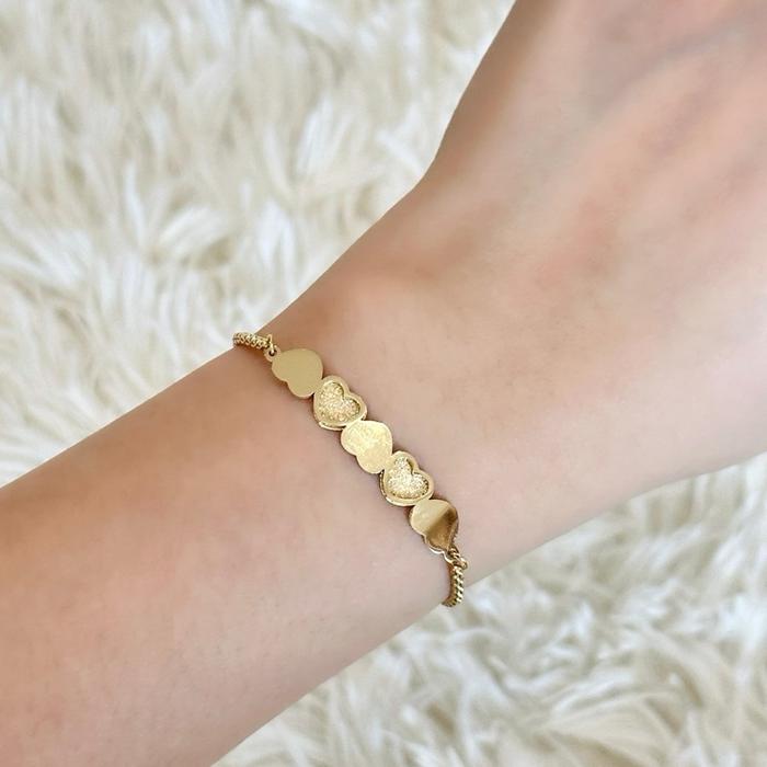 Gelang Serut Golden Heart Bracelet Titanium