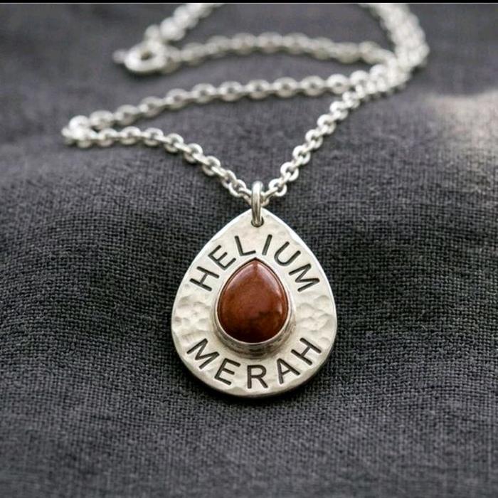aksesoris mainan kalung pria dewasa keren