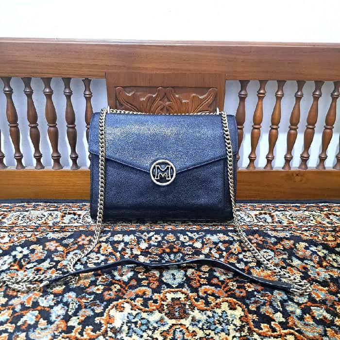 tas sling bag metrocity warna hitam