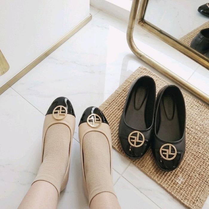 Bloomberg FLD - Sepatu Big Size Wanita Jumbo 41-45 - Flat Shoes Jumbo Black Cream