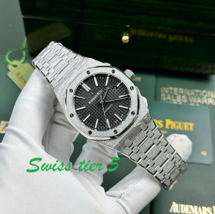 AP FROSTED SWISS TIER 5AudemarsPiguet Watches Royal Oak Frosted Gold Dial Black APS Factory 41mm