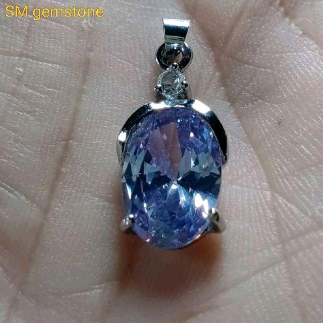 Liontin Batu pertama Amerika Diamond Varpele DM 10×14