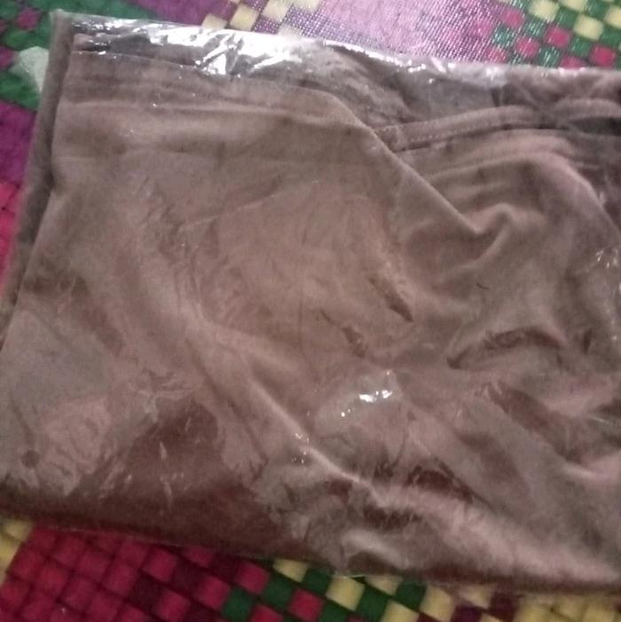 khimar syiria tali tanpa pet. warna hitam. warna milo. warna ping. warna mint. wara coklat