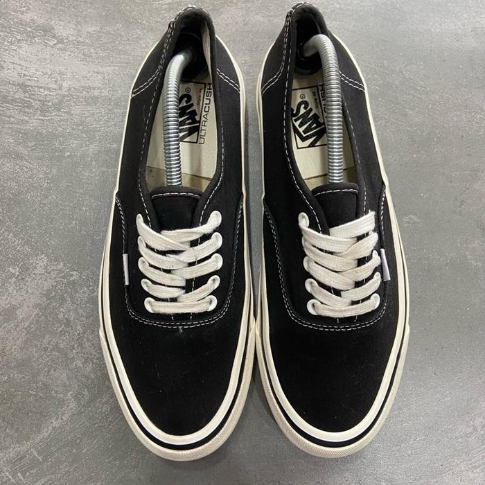 [Size 43] Vans Authentic 44 DX Anaheim Factory Black White Second Original Kondisi Nominus Warna Mas
