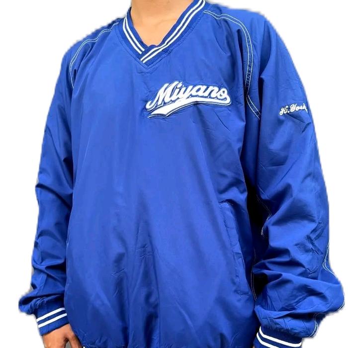 crewneck thrift bahan parasut size L Pria Waterproof Sweater Jaket