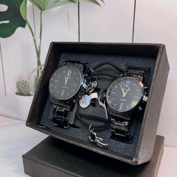 Jam Tangan Couple Pria dan Wanita Rantai - Set Lengkap Dengan 2 Gelang 2 Cincin & Box Kado Ideal Dia