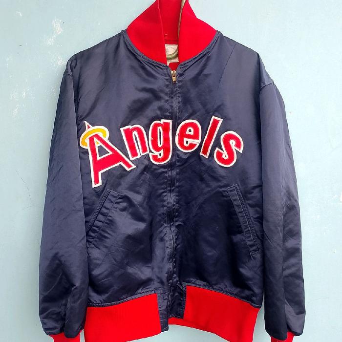Varsity Jackie Angels Jaket Baseball Made in US dengan Desain Merah dan Biru Tua