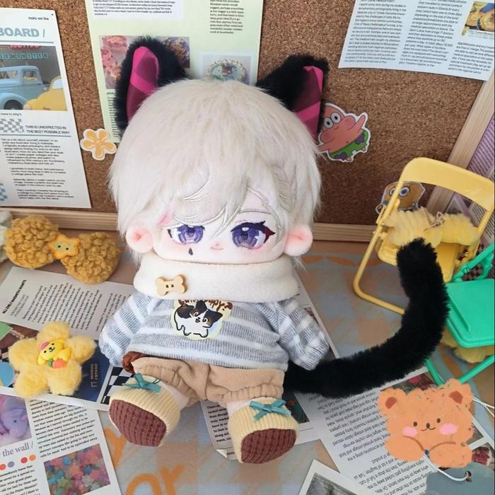 20cm Game Genshin Impact Lyney Plush Stuffed Doll Body Dress Up