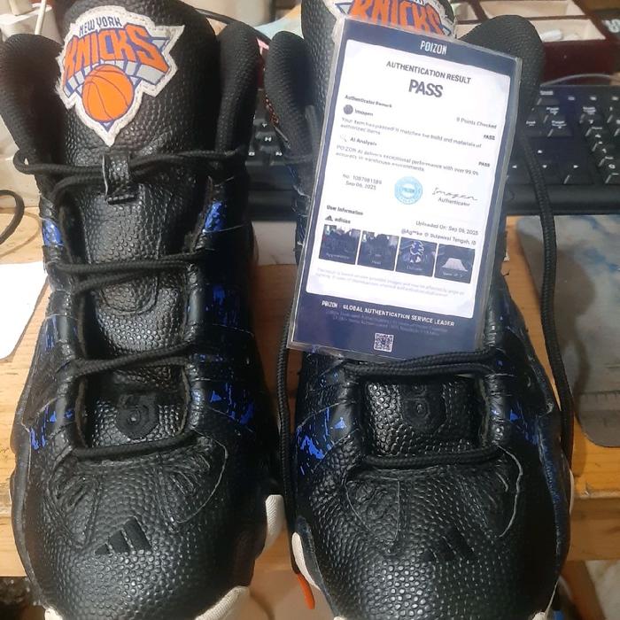 Adidas crazy 8 kobe Blue black New york knighs size 42.5 like new Sneakers