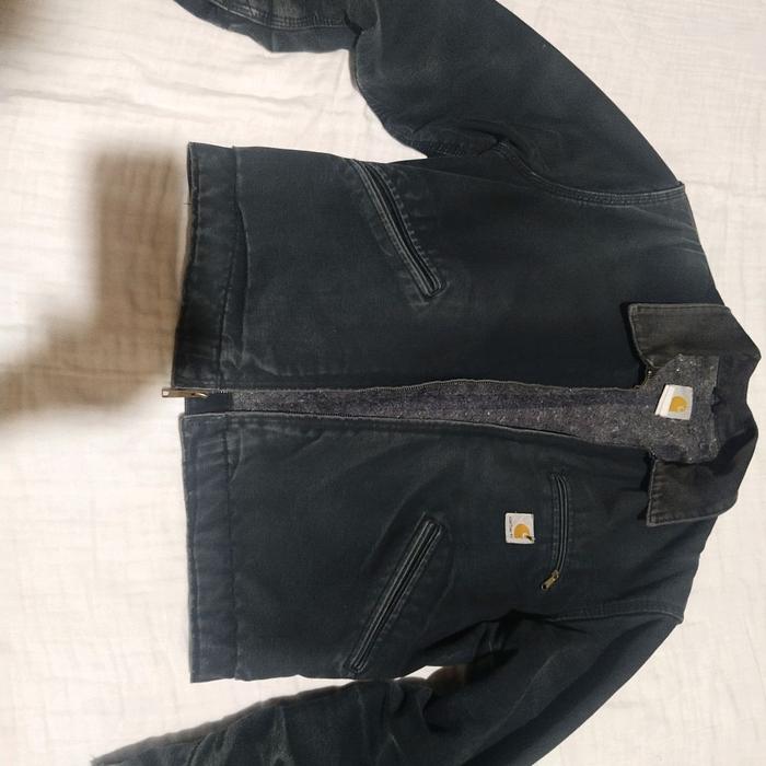Detroit jaket carharrt vintage  Pria Tebal Keren Cowok