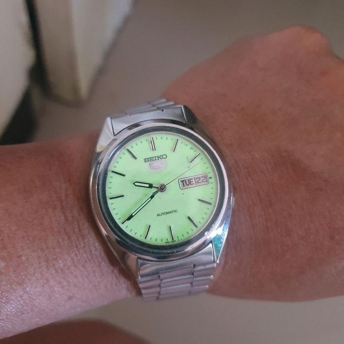 Jam seiko 5 fosfor automatic