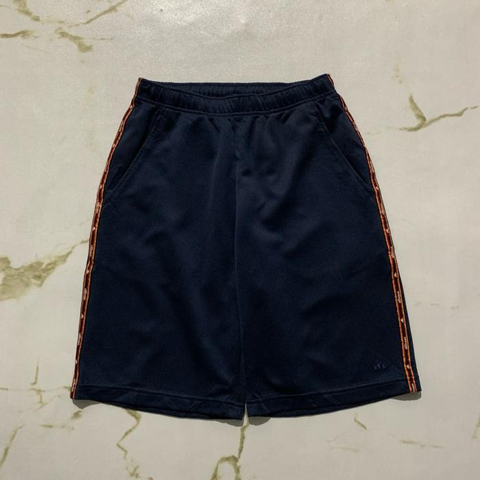 Celana Pendek Ellesse Tapped Navy