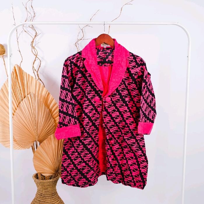Nilasari Solo Indonesia LL Batik Kain Lembut Katun Elegan Kemeja
