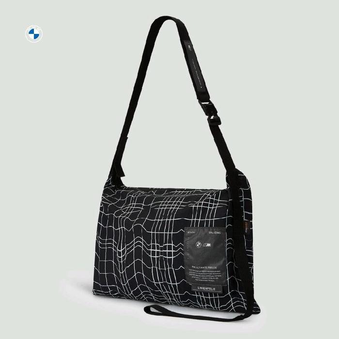 Tas Selempang BMW Sporty Elegan | Sling Bag Branded Pria Wanita Untuk Anda Pengguna BMW M2 M3 M4 G82