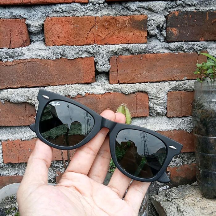 RAYBAN WAYFARER BLACK DOP SIZE 50-22 RB 2140