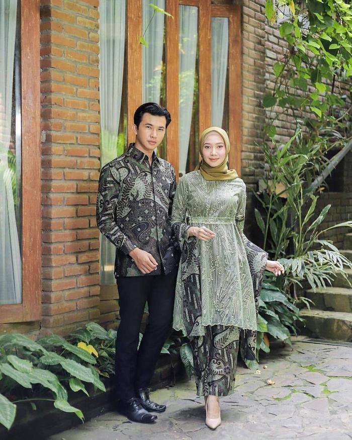 NEW! Batik Couple LIDYA  Sarimbit Batik Modern Sogan Baju Kebaya terbaru sage Tunik Kemeja Kondangan