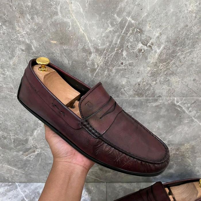 Sepatu TOD'S 41-42 Original Loafers Casual Bekas Second Preloved Authentic
