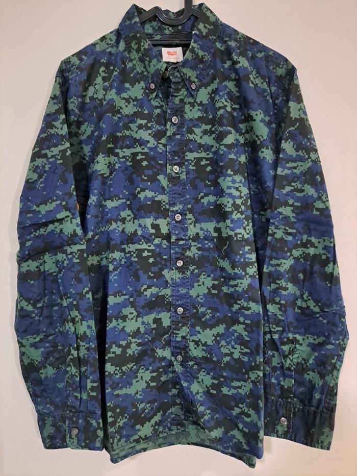 Levis Pocketless Shirt / Kemeja Camouflage Pria size XL Original Preloved (22)