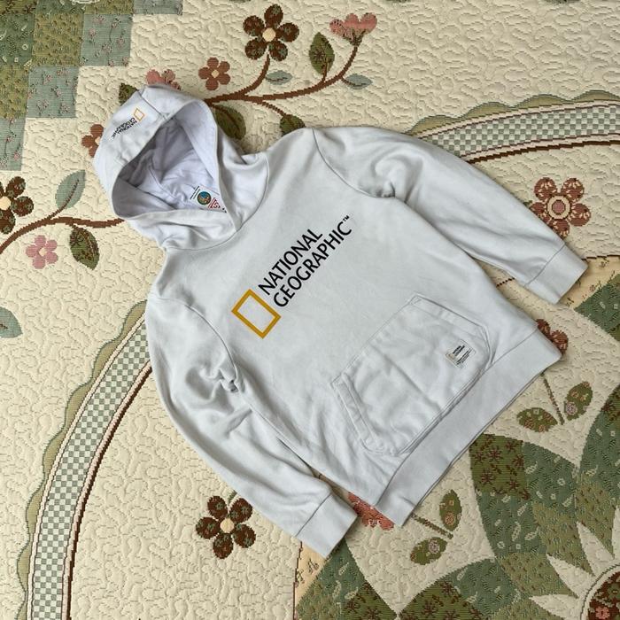 Hodie anak natgeo putih cakep