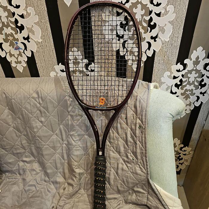Raket Tennis Lapangan Warna Coklat Merek BB Becker