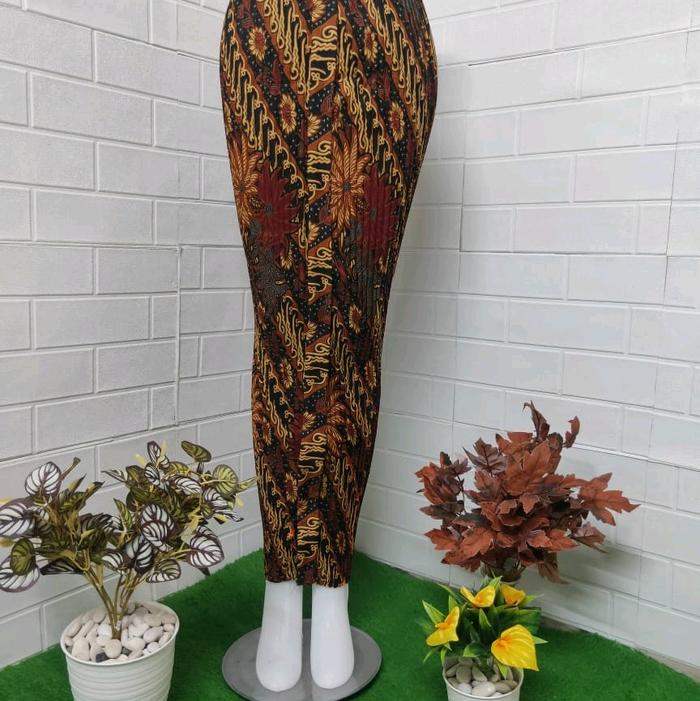 rok plisket batik wiru motif parang sogan