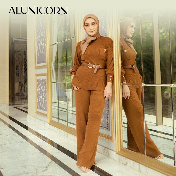 Alunicorn x Yulita - Emmy Knit One Set - Blouse Knit - Pants Knit | Eceran One Set Wanita - Knit Raj