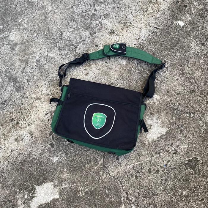 HEINEKEN champions league sling bag