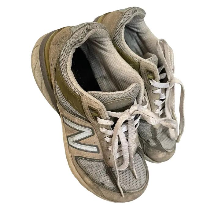 Sepatu New Balance 990 V5 Grey Unisex / Second