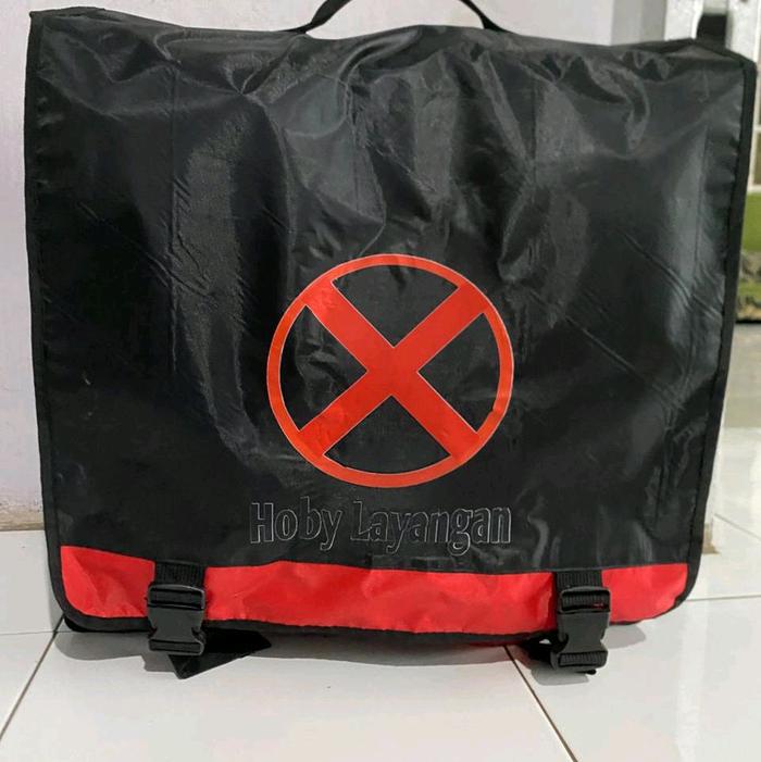 tas layangan anti air,keren dan mewah, bahan tidak mudah luntur, cukup untuk 200 layangan