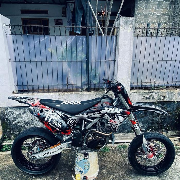 Body gordon KLX set tangki