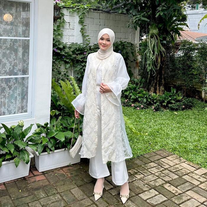 SYAFARA OUTER | TUNIC OUTER | OUTER BRUKAT | OUTER WISUDA | OUTER DRESS | OUTER LEBARAN | OUTER KOND