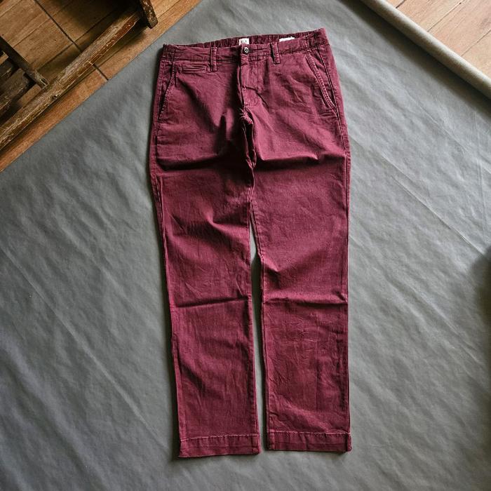 Celana Chino Gap Slim straight Hitam Panjang Pria