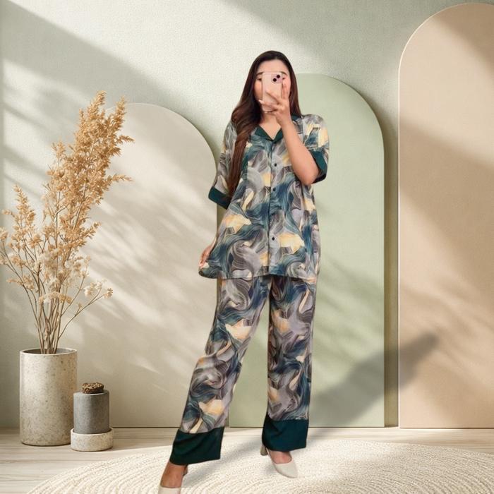 Setelan Wanita Jumbo Rayon Kimi One Set β Atasan Batwing & Celana Longgar Adem | Galleryfika