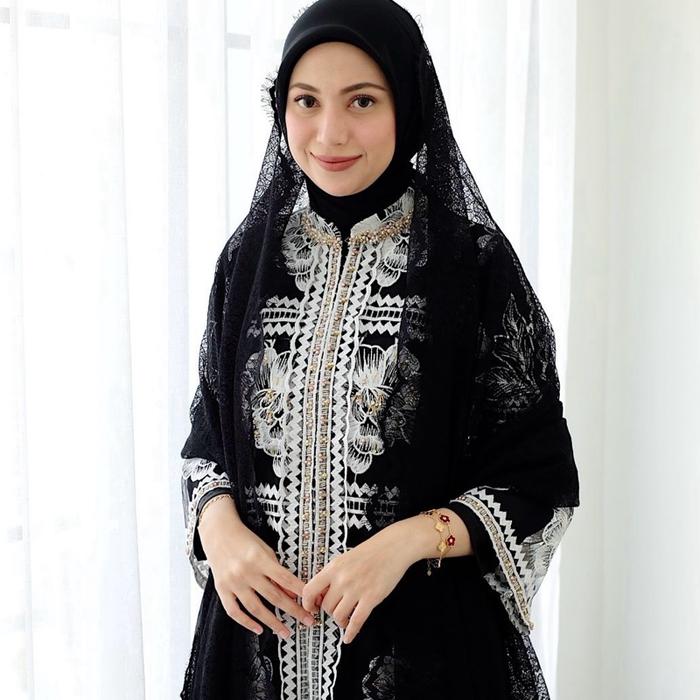 Veil / Slayer Chantily by SARAH THE LABEL