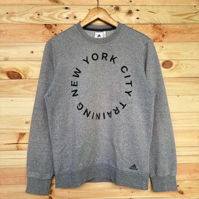 Crewneck Hoodie Adidas Essentials New York City Originals - Second Very Good Condition Untuk Pria & 