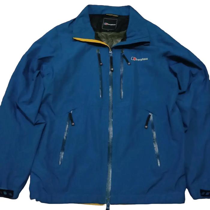 jaket berghaus outdoor  Parasut blue